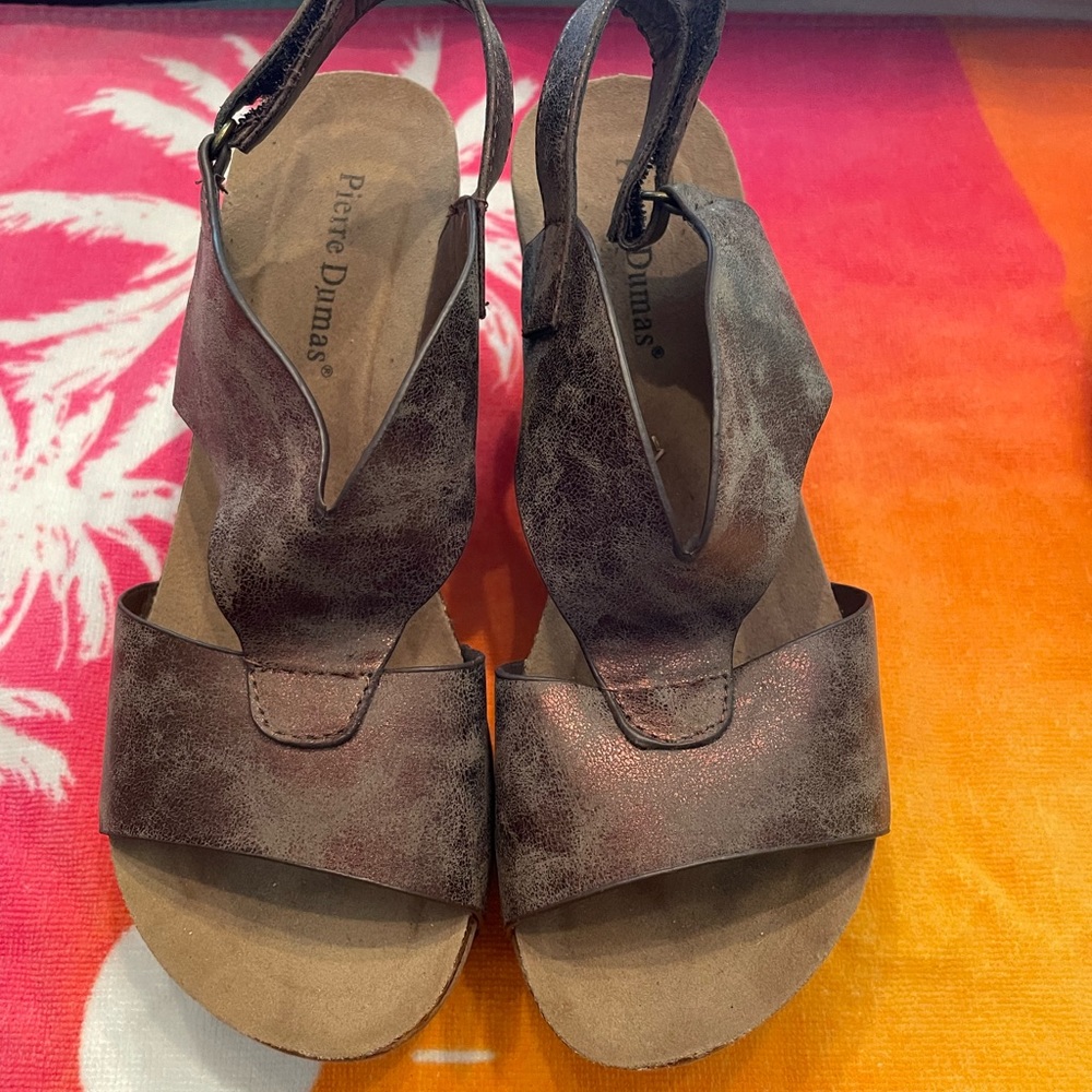 Wedge sandal  7.5. Super cute boho vibe